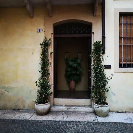 Appartamento Il Garbo Apartments&suite Verona