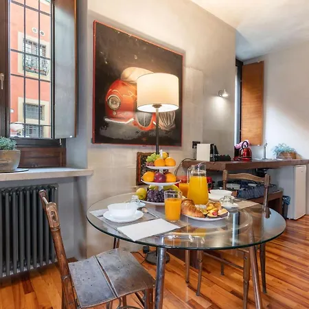 Il Garbo Apartments&suite * Verona